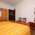 By The Sea Podgora, Makarska - 6670 דירה *